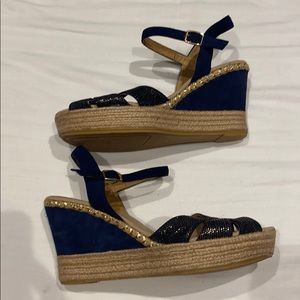 5/$25
🤩 Gold Shimmer Wedges